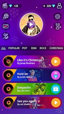 Скачать взломанную Magic Ball Tiles Hop Music Run [Много монет] MOD apk на Андроид